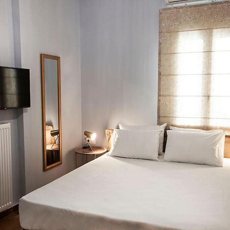 Pagrati Hilton Location Bentzi Family Suite 5 아테네 외부 사진