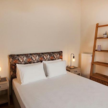 Pagrati Hilton Location Bentzi Family Suite 5 아테네 외부 사진