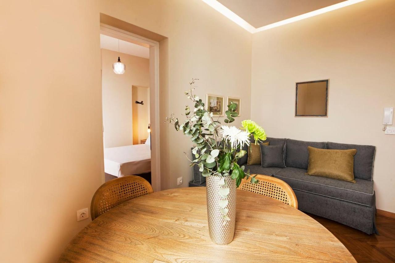 Pagrati Hilton Location Bentzi Family Suite 5 아테네 외부 사진