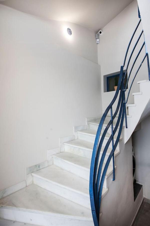 Pagrati Hilton Location Bentzi Family Suite 5 아테네 외부 사진
