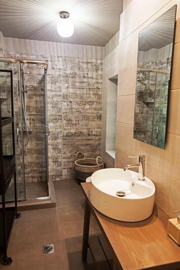 Pagrati Hilton Location Bentzi Family Suite 5 아테네 외부 사진